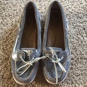 Women’s sperrys